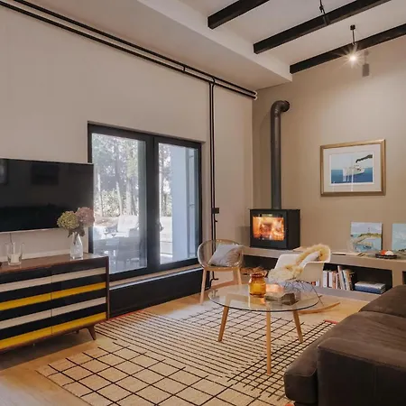 Aavaas Holiday home Pula