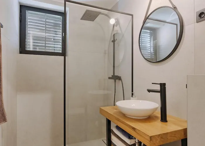 Aavaas Semesterbostad